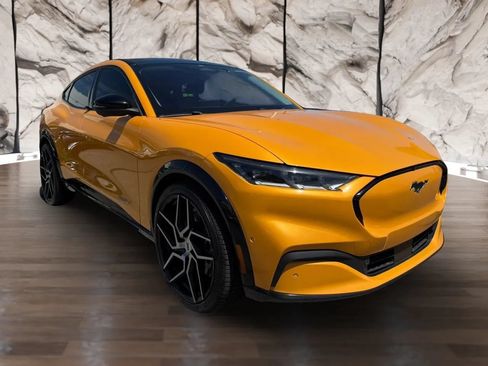 Used 2022 Ford Mustang Mach-E Premium RWD image 4