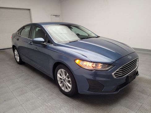 Used 2019 Ford Fusion SE FWD image 13