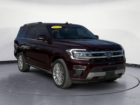 Used 2024 Ford Expedition Limited image 15