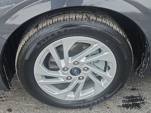 Certified 2025 Subaru Impreza 2.0i image 4