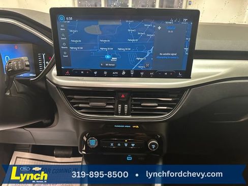 Used 2023 Ford Escape Active w/ Tech Pack #1 AWD/4WD image 12