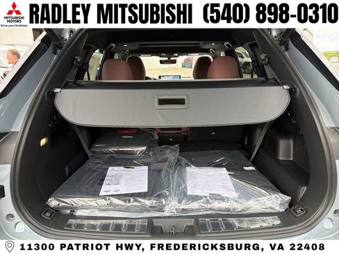 New 2026 Mitsubishi Outlander SEL image 14