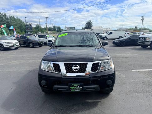 Used 2016 Nissan Frontier SV AWD/4WD image 2