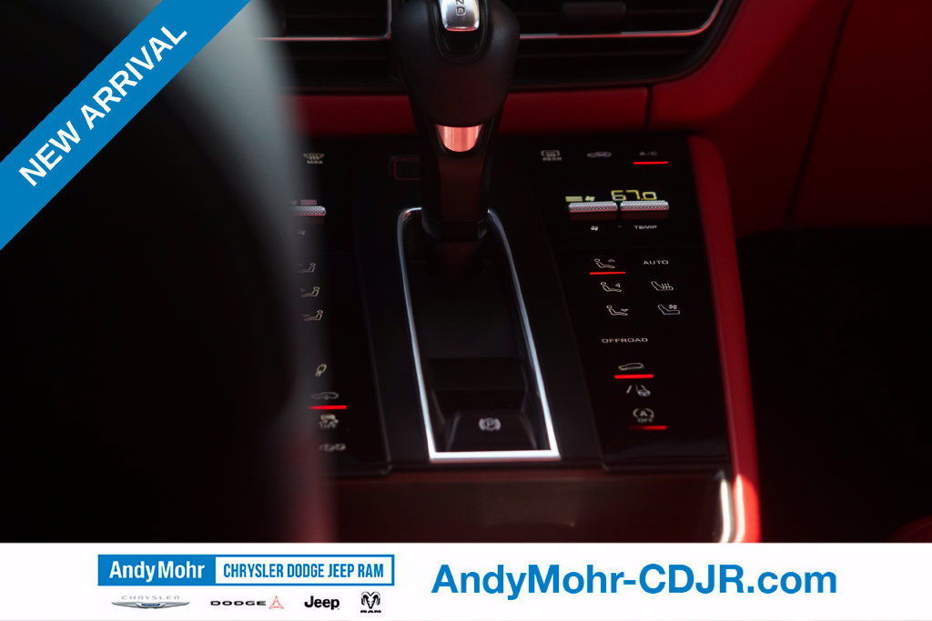 Used 2022 Porsche Macan GTS AWD/4WD image 55