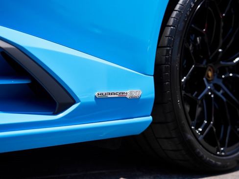 Used 2023 Lamborghini Huracan EVO image 8