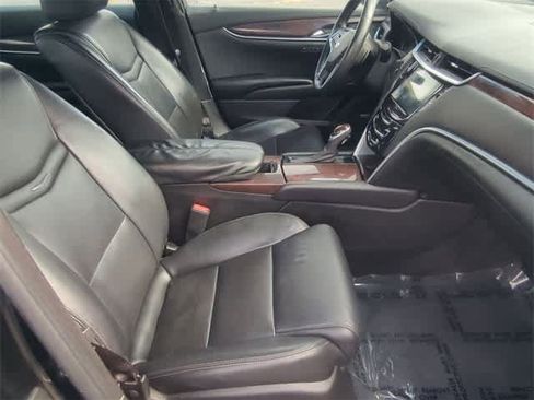 Used 2017 Cadillac XTS Luxury image 21