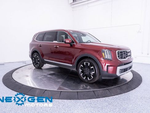 Used 2024 Kia Telluride SX image 2