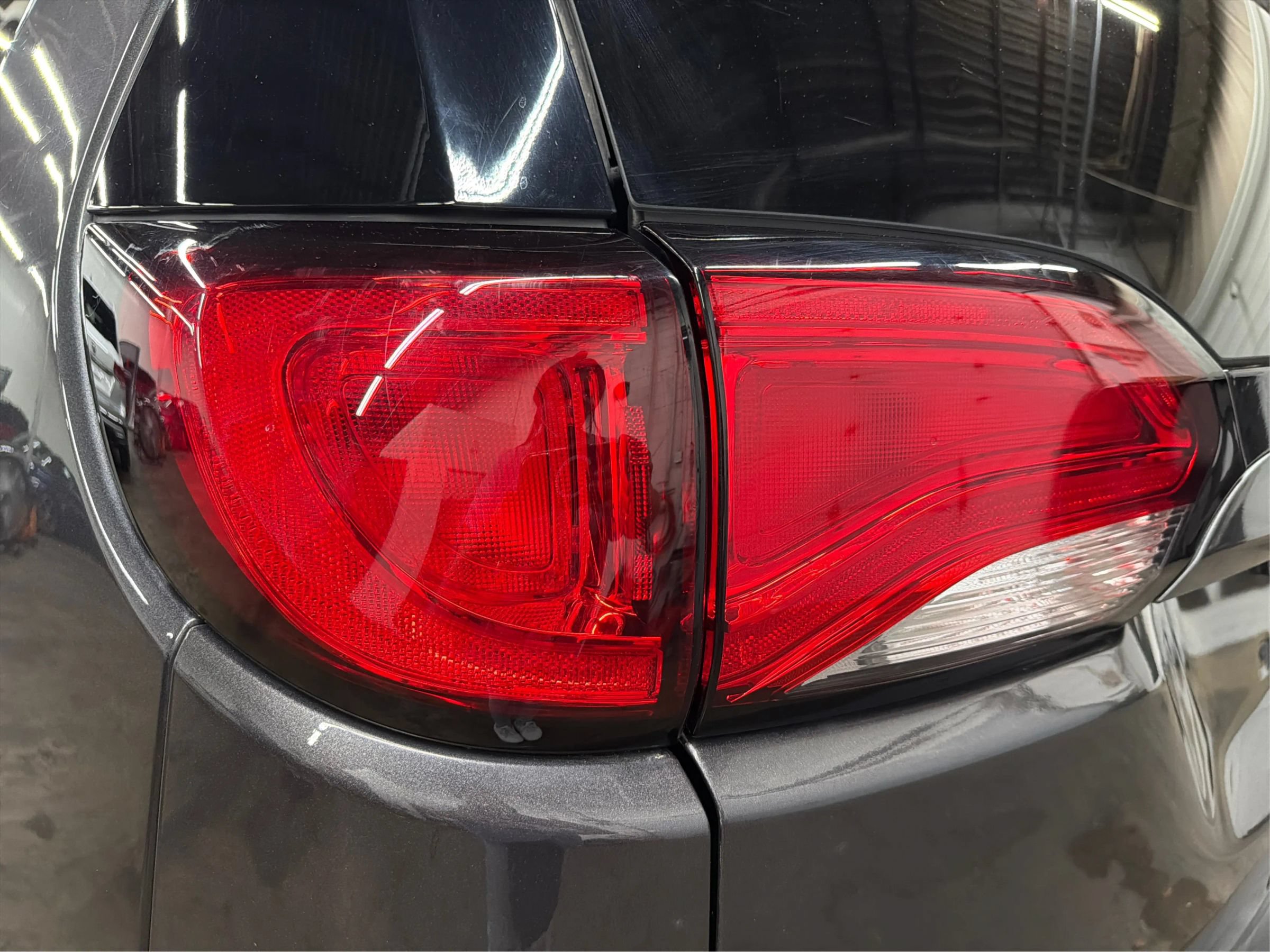 Used 2023 Chrysler Voyager LX FWD image 40