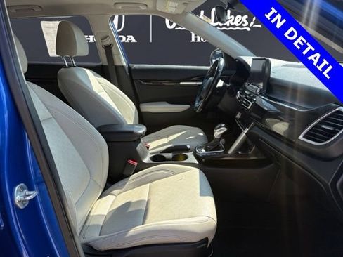 Used 2022 Kia Seltos EX AWD/4WD image 15