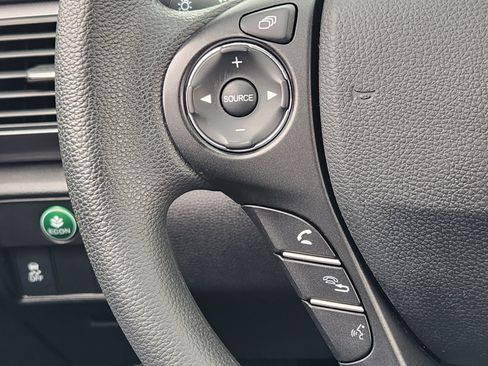 Used 2014 Honda Accord LX image 28
