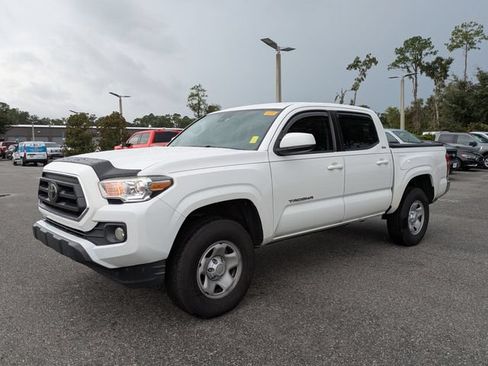 Used 2020 Toyota Tacoma SR5 RWD image 7