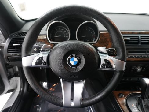 Used 2008 BMW Z4 3.0si image 17