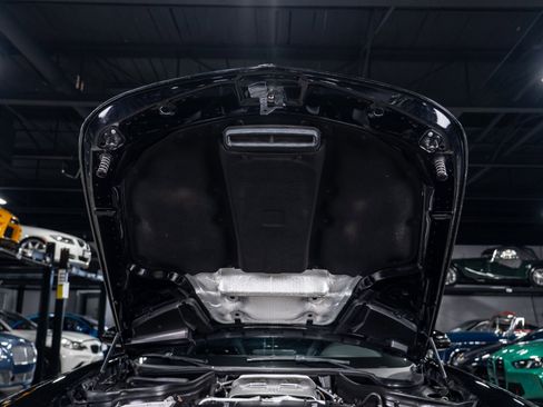 Used 2018 Mercedes-Benz AMG GT R w/ Convenience Package image 24