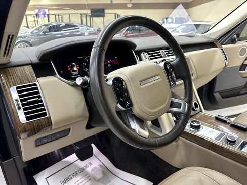Used 2019 Land Rover Range Rover image 22