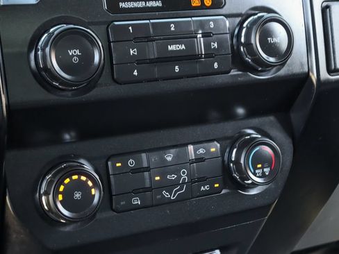 Used 2022 Ford F250 XLT w/ XLT Value Package RWD image 26