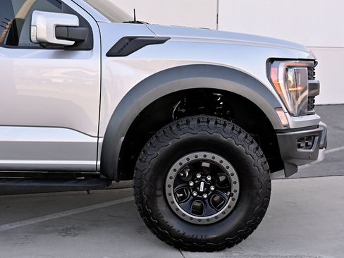 Used 2022 Ford F150 Raptor w/ Equipment Group 801A High AWD/4WD image 40