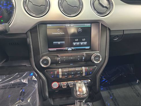Used 2015 Ford Mustang Premium RWD image 19