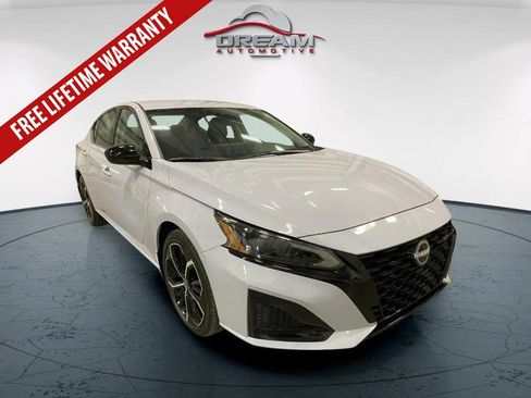 New 2026 Nissan Altima 2.5 SR FWD image 1