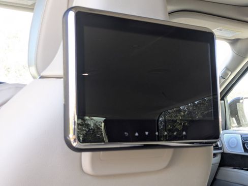 Used 2019 Lincoln Navigator Reserve w/ Cargo Package image 16