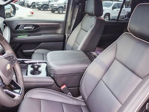 New 2026 Chevrolet Tahoe Premier w/ Sun And Tow Package image 16