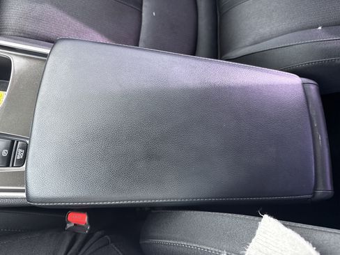 Certified 2018 Honda Accord EX image 30