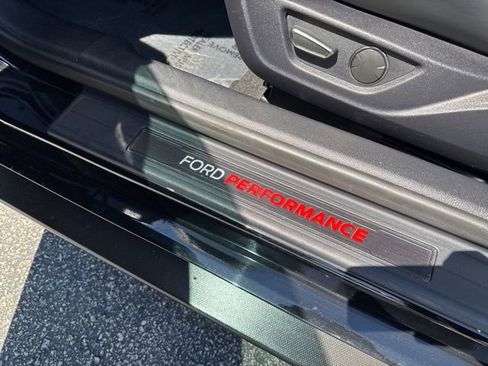 Used 2019 Ford Mustang Shelby GT350 w/ Technology Package image 17