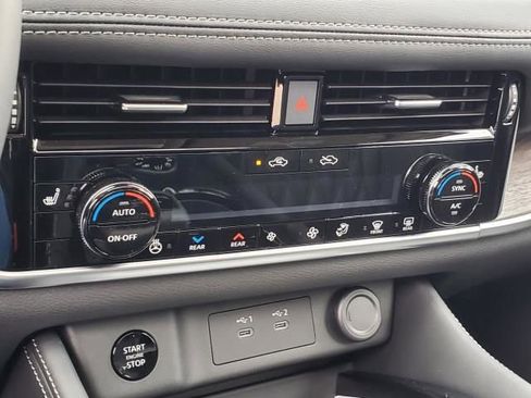 New 2026 Nissan Rogue Platinum w/ Platinum Premium Package image 31