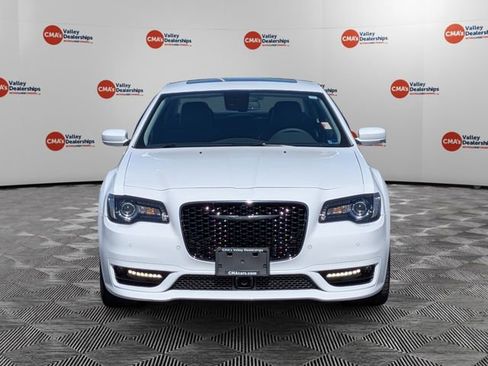 Certified 2023 Chrysler 300 Touring L w/ Popular Equipment Group image 2