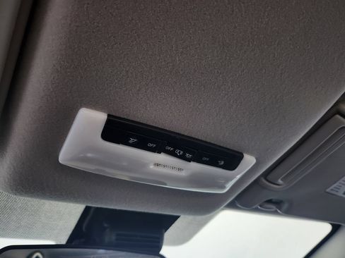 Certified 2025 Nissan Versa S w/ Trunk Package FWD image 30