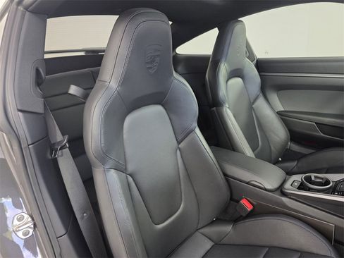 Used 2020 Porsche 911 Carrera image 32
