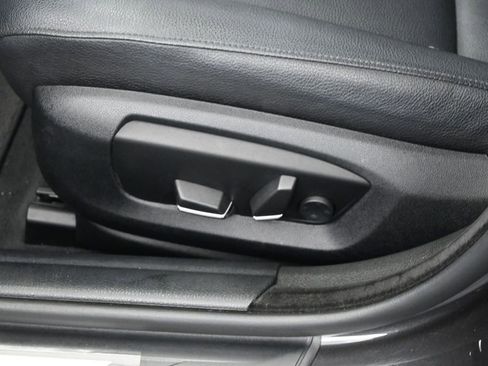 Used 2016 BMW 528i Sedan RWD image 9