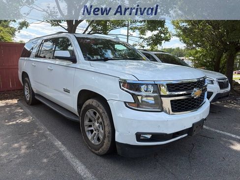 Used 2017 Chevrolet Suburban LT AWD/4WD image 2