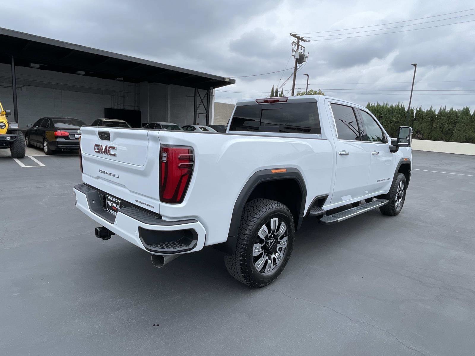New 2026 GMC Sierra 2500 Denali w/ Max Trailering Package AWD/4WD image 5