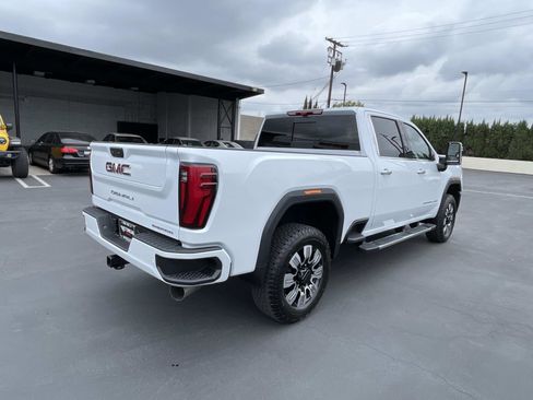 New 2026 GMC Sierra 2500 Denali w/ Max Trailering Package AWD/4WD image 5