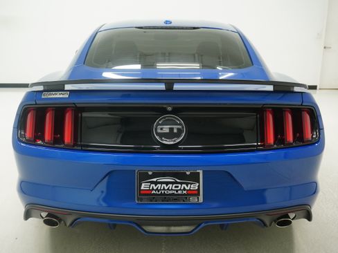 Used 2017 Ford Mustang GT Premium w/ Equipment Group 401A RWD image 5