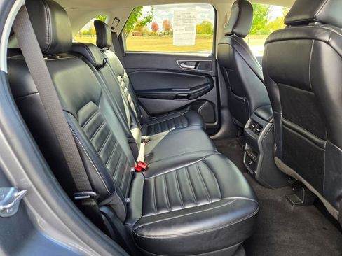 Certified 2022 Ford Edge SEL image 9