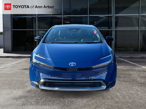 Used 2024 Toyota Prius Limited w/ Limited Premium Package image 4