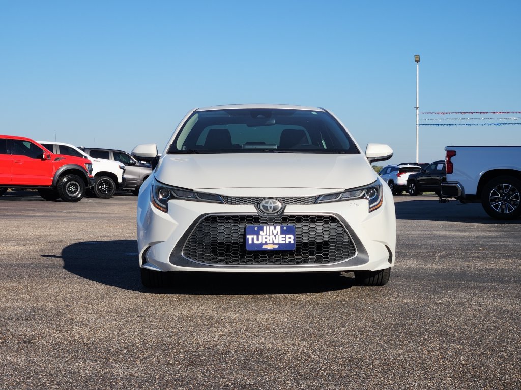 Used 2020 Toyota Corolla XLE w/ Carpet Mat Package (TMS) FWD image 2
