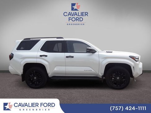 Used 2026 Toyota 4Runner Platinum AWD/4WD image 2