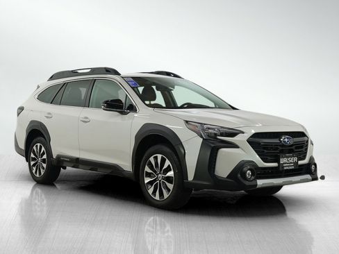 Used 2023 Subaru Outback Limited image 7