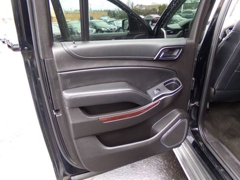 Used 2016 GMC Yukon XL SLE AWD/4WD image 11