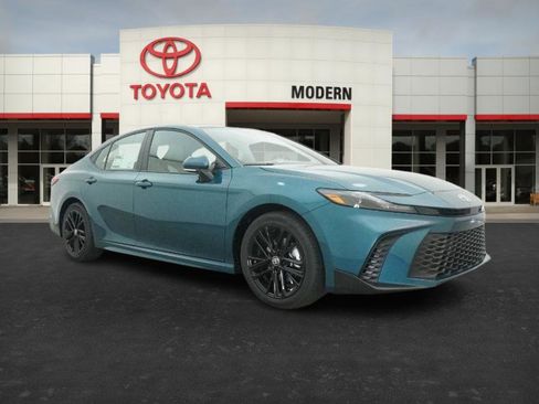 New 2026 Toyota Camry SE image 30