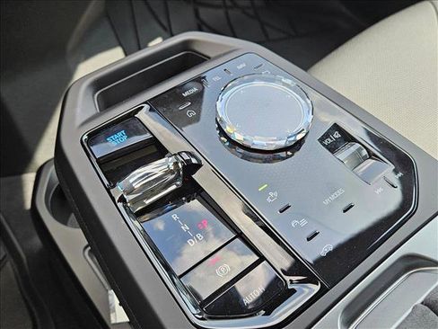 New 2026 BMW iX M70 image 19