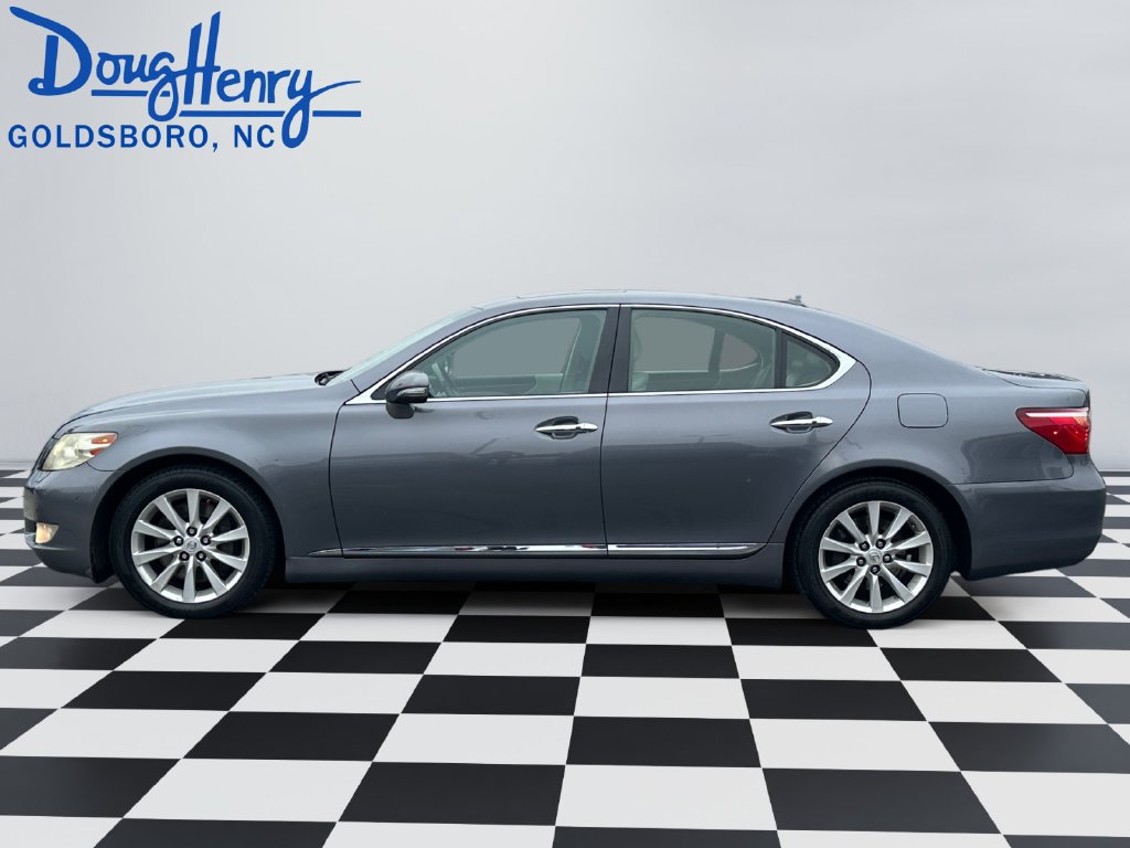 Used 2012 Lexus LS 460 AWD w/ Luxury Value Edition image 2