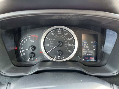 Used 2020 Toyota Corolla LE image 32