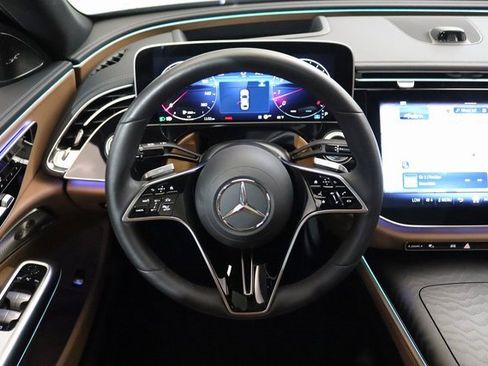 Certified 2024 Mercedes-Benz E 350 4MATIC Sedan w/ Airmatic Package image 5