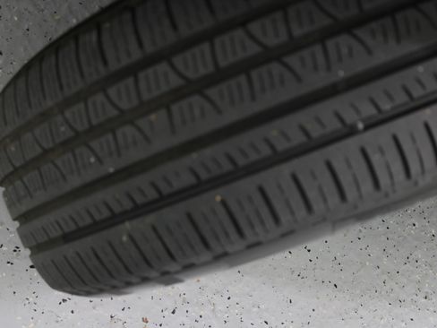 Used 2017 Mercedes-Benz GLC 300 w/ Premium 1 Package image 87