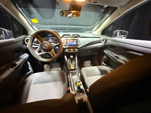 Used 2020 Nissan Versa S image 20