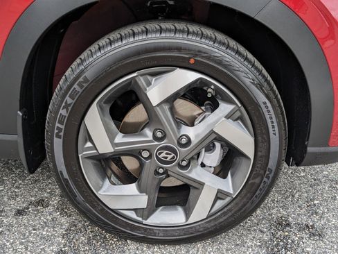 New 2025 Hyundai Venue SEL image 13