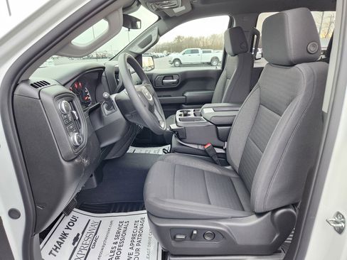 New 2026 GMC Sierra 1500 Pro w/ Graphite Edition image 9